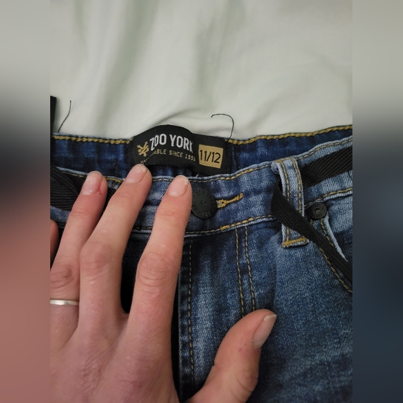 Zoo York jeans - Picture 2 of 3
